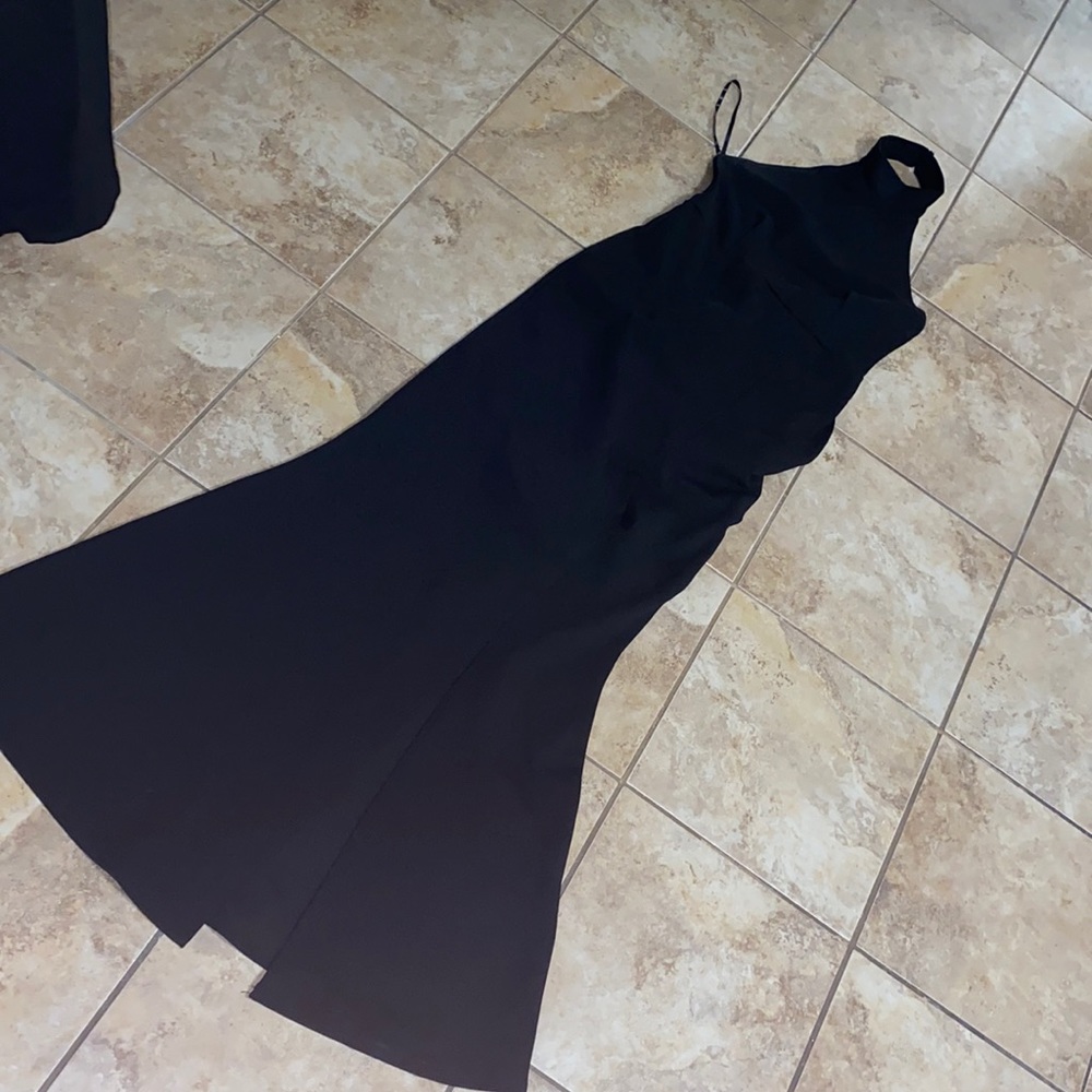 Miss guided high collar gown